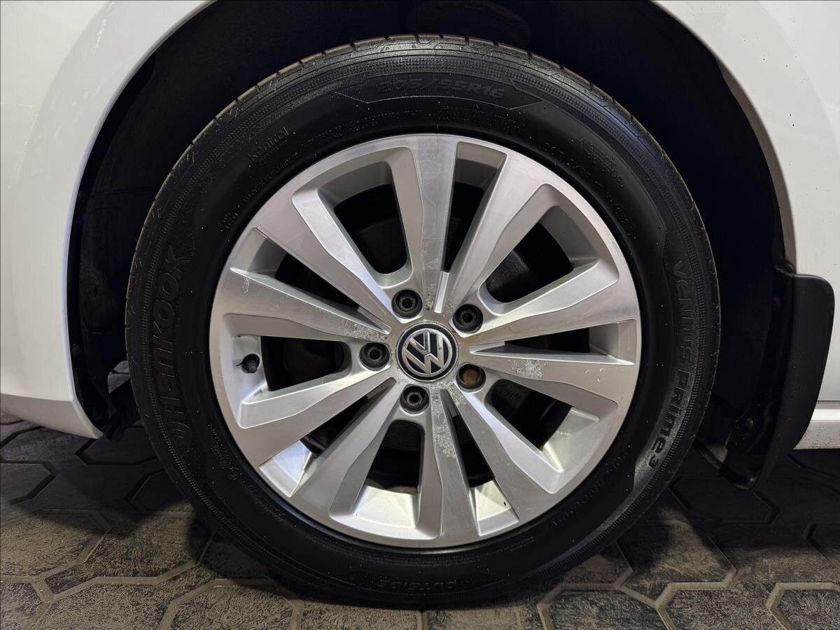 Volkswagen Golf Hatchback 1,4 l 81 kw