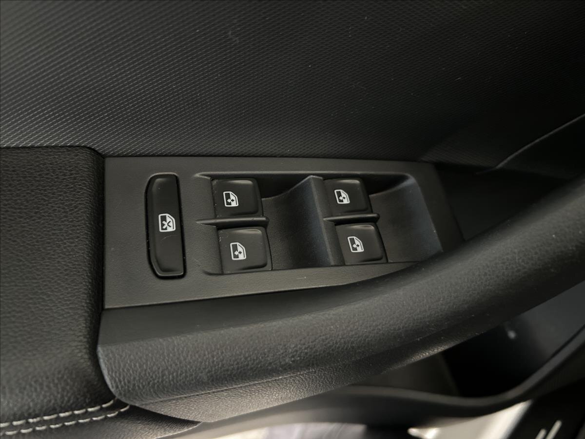 Škoda Rapid Sedan 999,0 81 kw