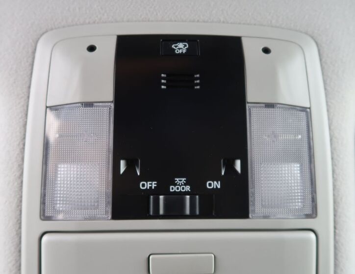 Toyota Land Cruiser 36