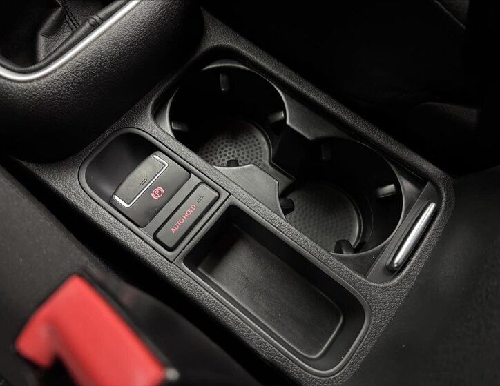 Volkswagen Tiguan SUV / Terénní 2,0 l 110 kw