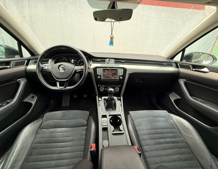 Volkswagen Passat Sedan 2,0 l 110 kw