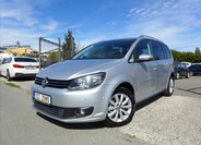 Volkswagen Touran 1