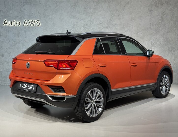 Volkswagen T-Roc SUV / Terénní 1,5 l 110 kw