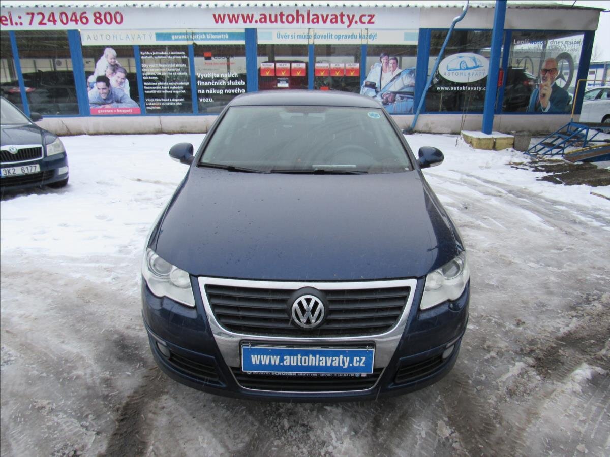 Volkswagen Passat Sedan 2,0 l 103 kw
