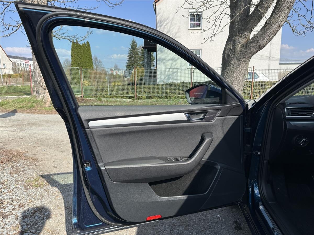 Škoda Superb Kombi 2,0 l 110 kw