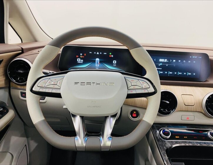 Dongfeng U-Tour Kombi 1,5 l 130 kw