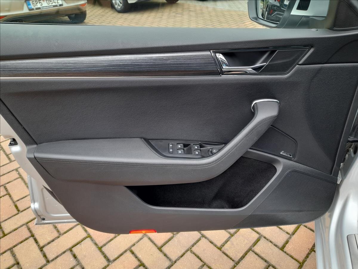 Škoda Superb Kombi 2,0 l 110 kw