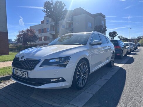 Škoda Superb Kombi 0,0 0