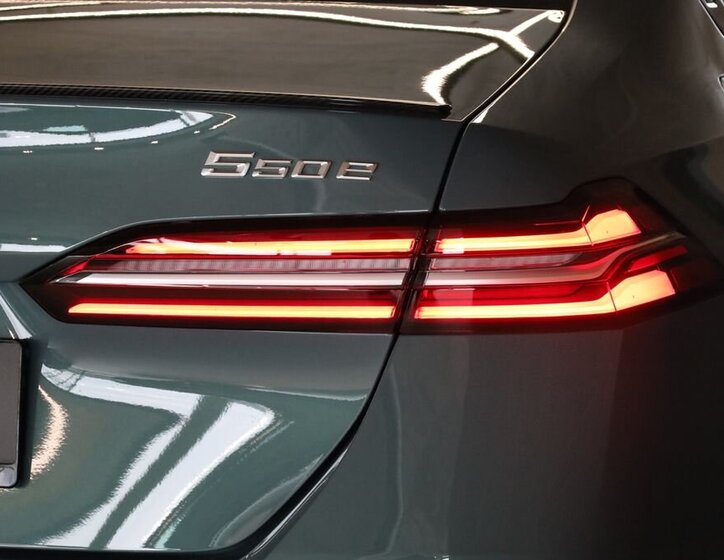 BMW Řada 5 Sedan / Limuzína 3,0 l 360 kw