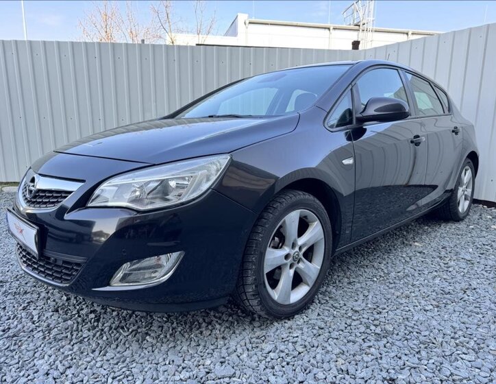 Opel Astra Hatchback 1,4 l 103 kw