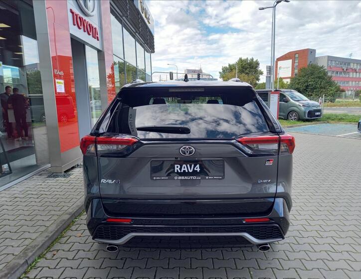 Toyota RAV4 5
