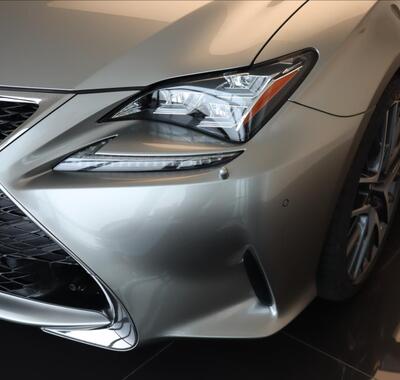 Lexus RC 200t 4
