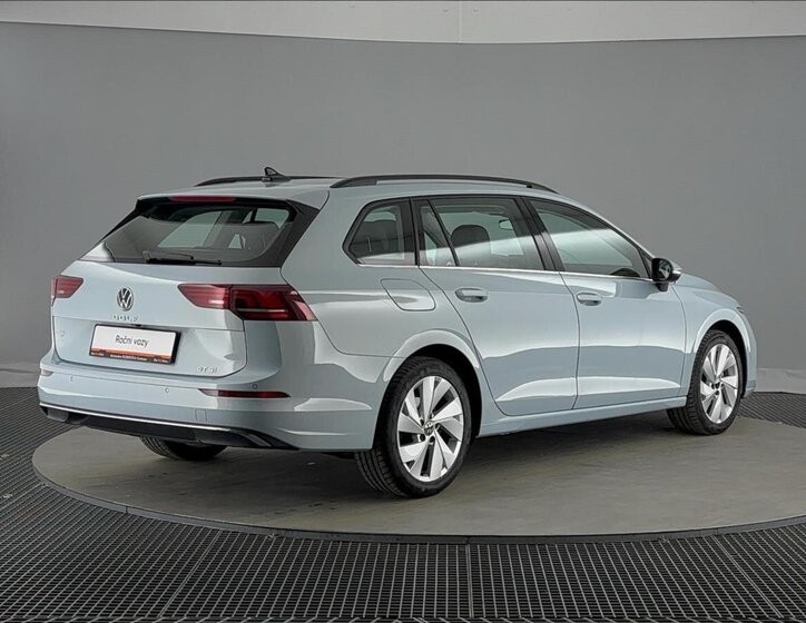 Volkswagen Golf Kombi 1,5 l 110 kw