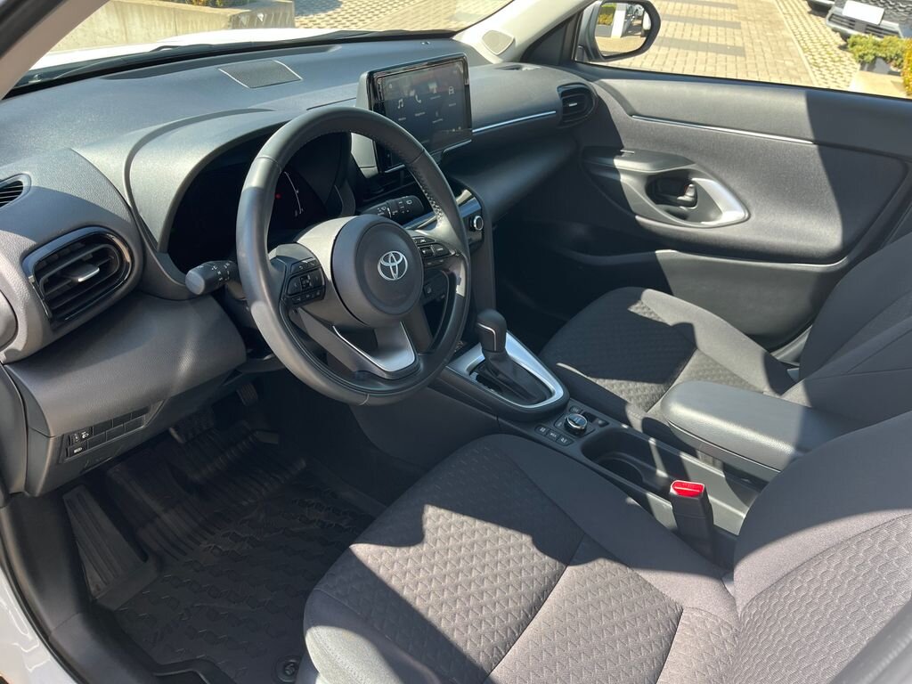 Toyota Yaris Cross SUV / Terénní 1,5 l 68 kw