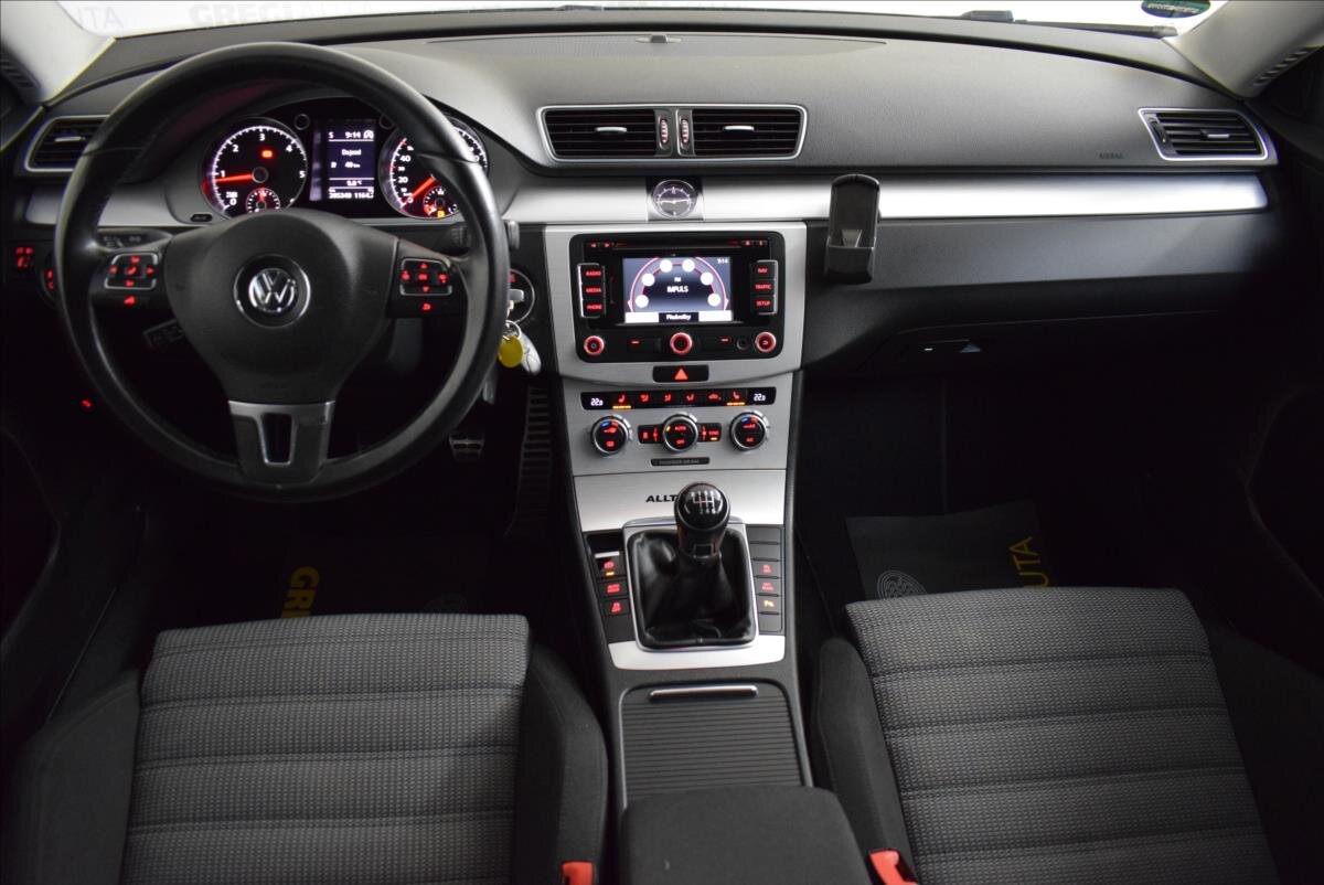 Volkswagen Passat Kombi 2,0 l 103 kw