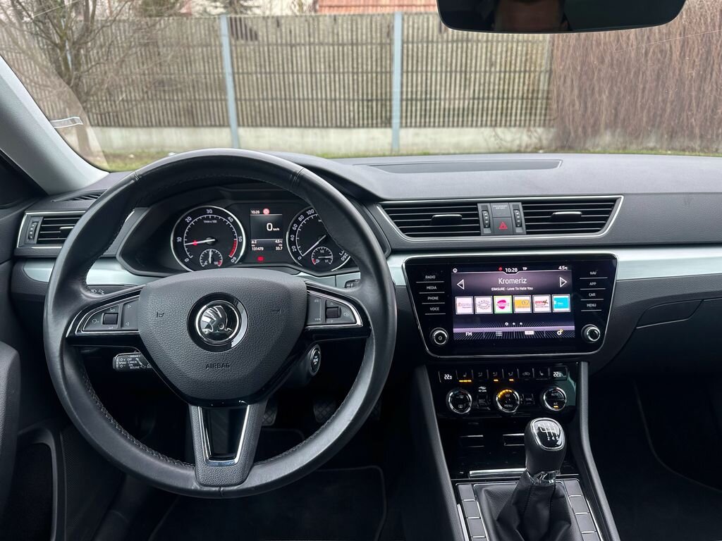 Škoda Superb Kombi 2,0 l 110 kw