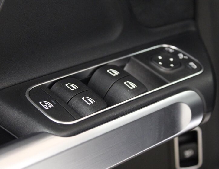 Mercedes-Benz GLB 15