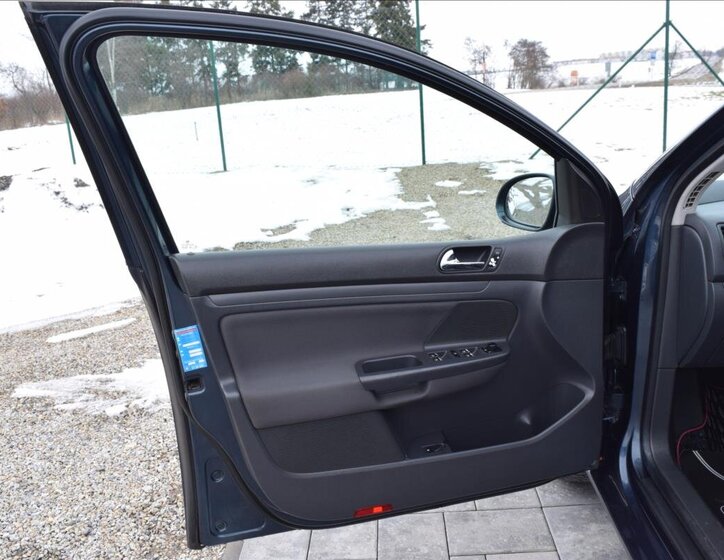 Volkswagen Golf Hatchback 1,9 l 66 kw