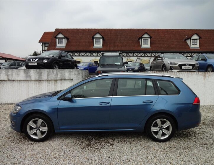 Volkswagen Golf Kombi 1,6 l 77 kw