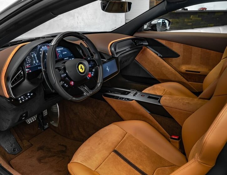Ferrari Ostatní Kupé 3,9 l 471 kw