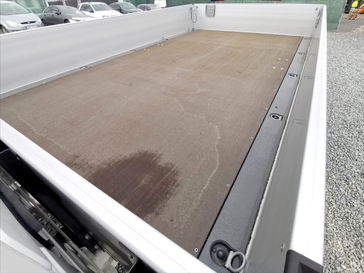 Volkswagen Crafter Valník 2,0 l 130 kw