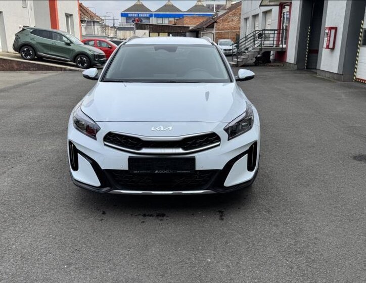 KIA XCeed SUV / Terénní 1,6 l 110 kw