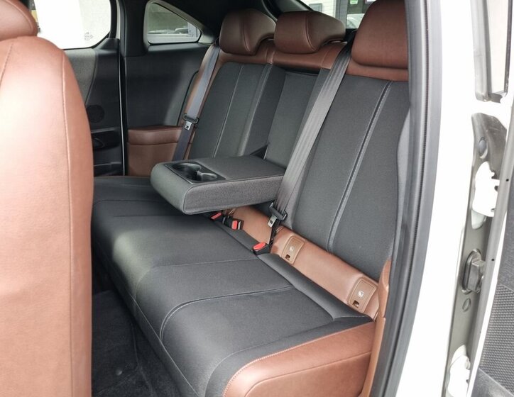 Mazda MX-30 SUV / Terénní 0,0 107 kw