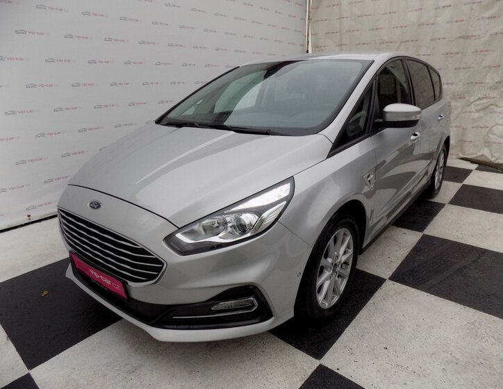 Ford S-MAX 1