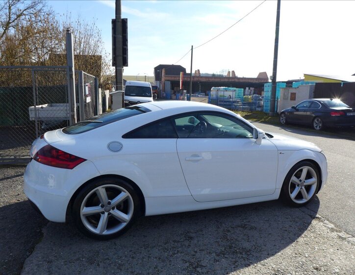 Audi TT Kupé 1,8 l 118 kw