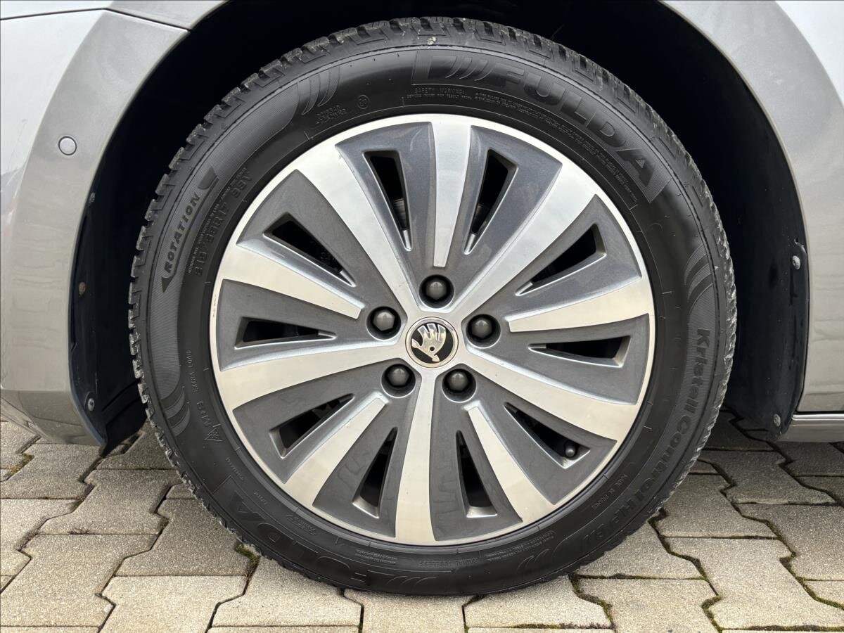 Škoda Superb Kombi 2,0 l 110 kw