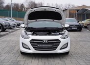 Hyundai i30 Kombi 1,6 l 99 kw