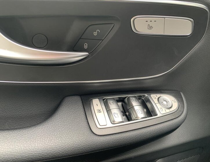 Mercedes-Benz Ostatní Ostatní 2,0 l 174 kw