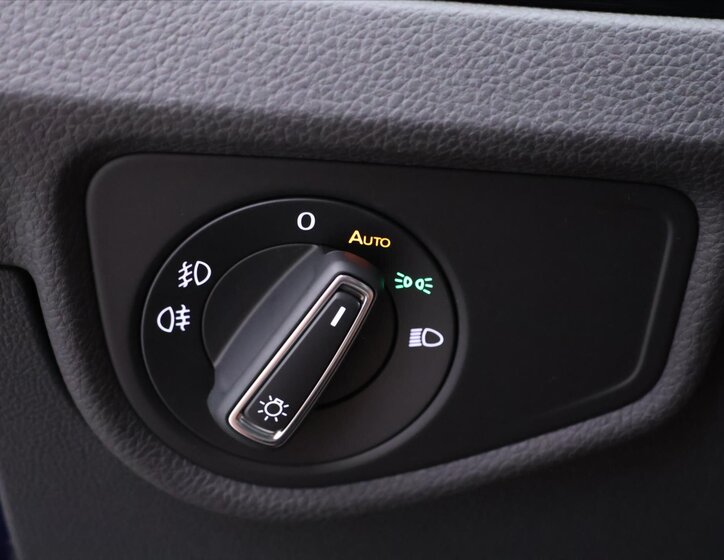 Volkswagen Touran MPV 2,0 l 110 kw