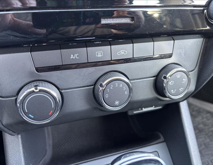 Škoda Octavia Kombi 1,5 l 96 kw