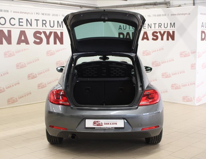 Volkswagen Beetle Hatchback 1,2 l 77 kw