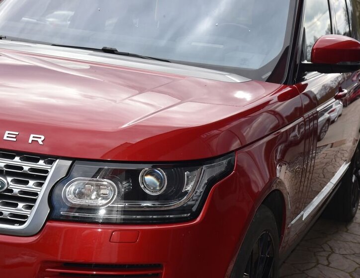 Land Rover Range Rover SUV / Terénní 4,4 l 250 kw