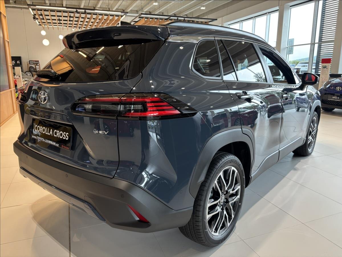 Toyota Corolla Cross SUV 2,0 l 131 kw