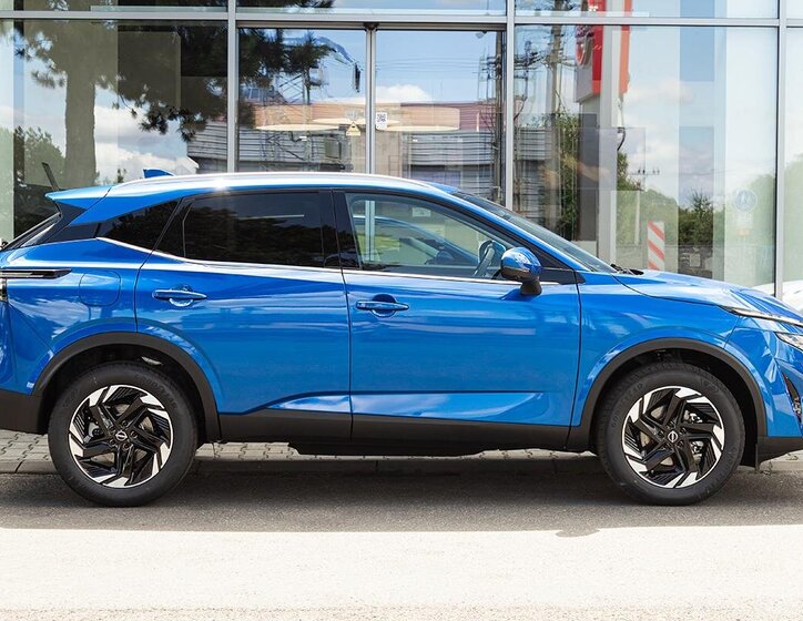 Nissan Qashqai SUV / Terénní 1,3 l 116 kw