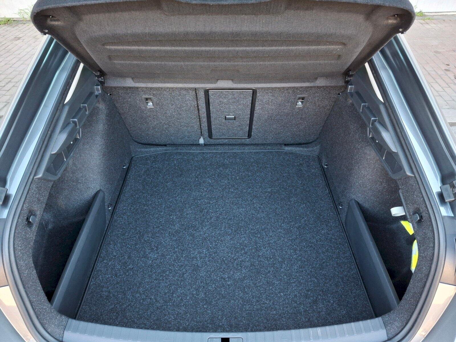 Škoda Octavia Sedan / Limuzína 1,5 l 110 kw