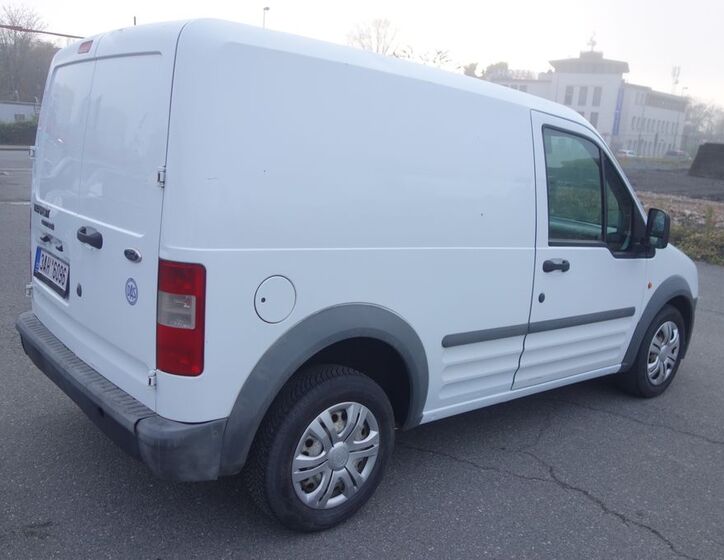 Ford Transit Connect 8