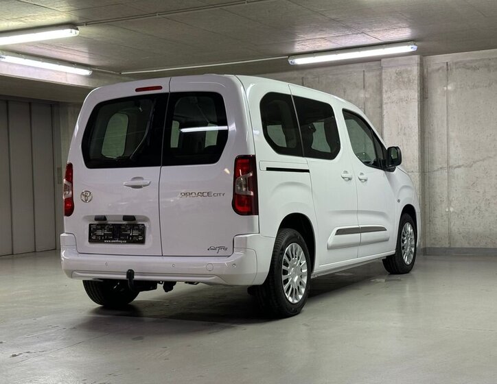 Toyota ProAce City Verso MPV 1,5 l 74 kw