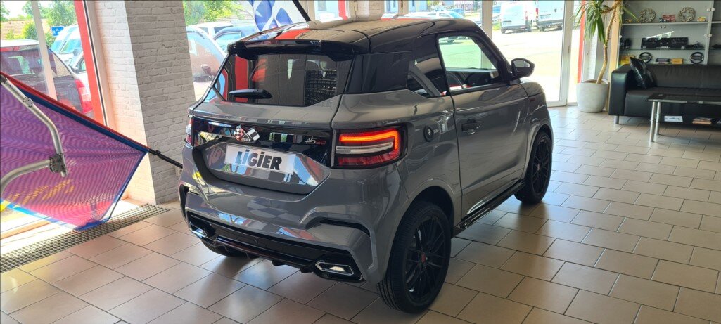 Ligier JS 50 Hatchback 499,0 6 kw