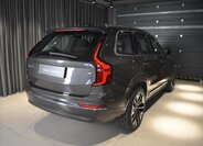 Volvo XC90 SUV / Terénní 2,0 l 228 kw