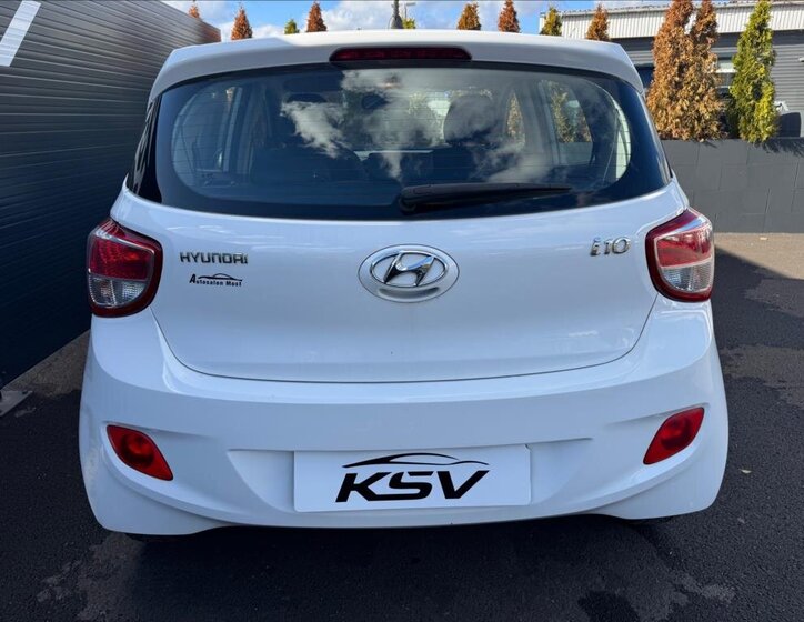 Hyundai i10 8