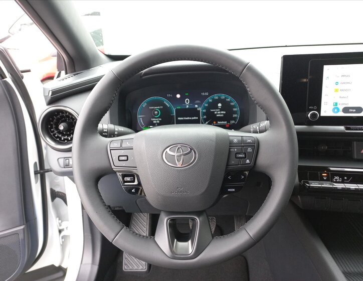 Toyota C-HR CUV 1,8 l 72 kw