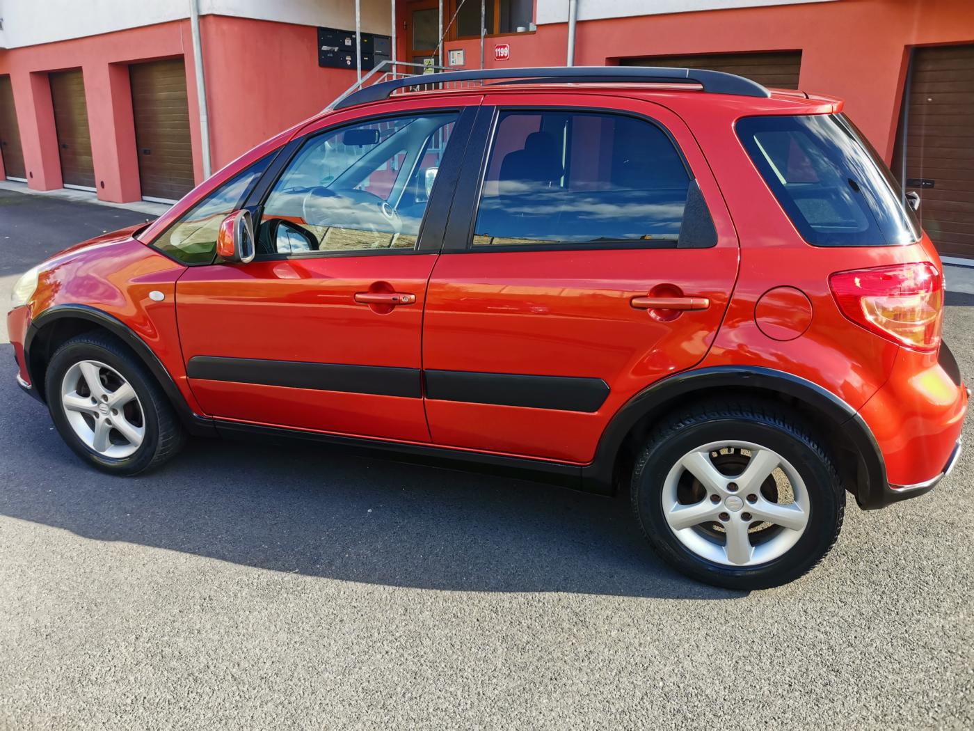 Suzuki SX4