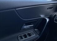 Mercedes-Benz Třídy A Hatchback 1,3 l 120 kw