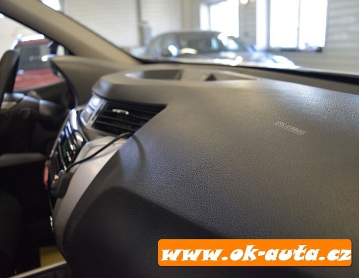 Nissan Navara Pick-up 2,3 l 120 kw
