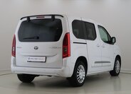 Toyota ProAce Kombi 1,5 l 96 kw