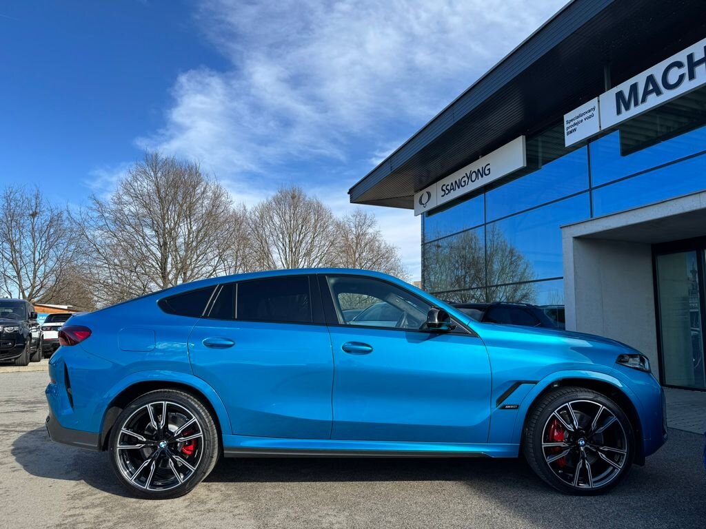 BMW X6 SUV / Terénní 4,4 l 390 kw